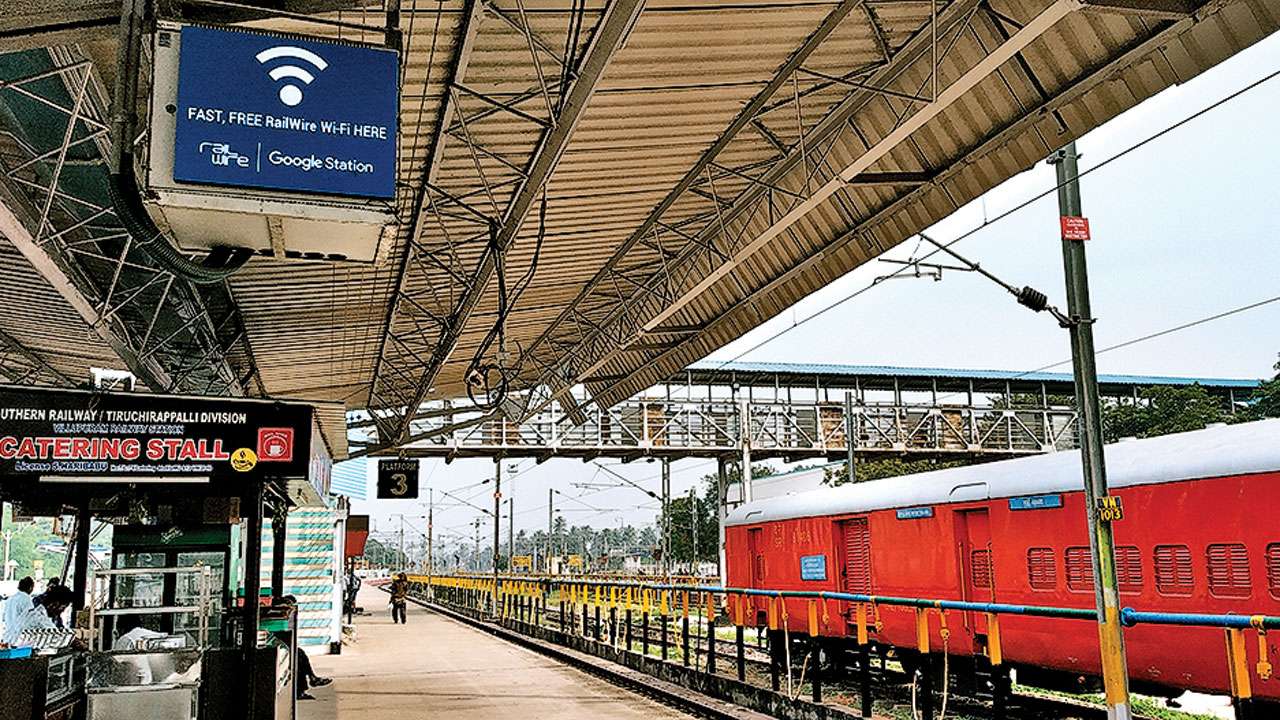 Wifi railway station