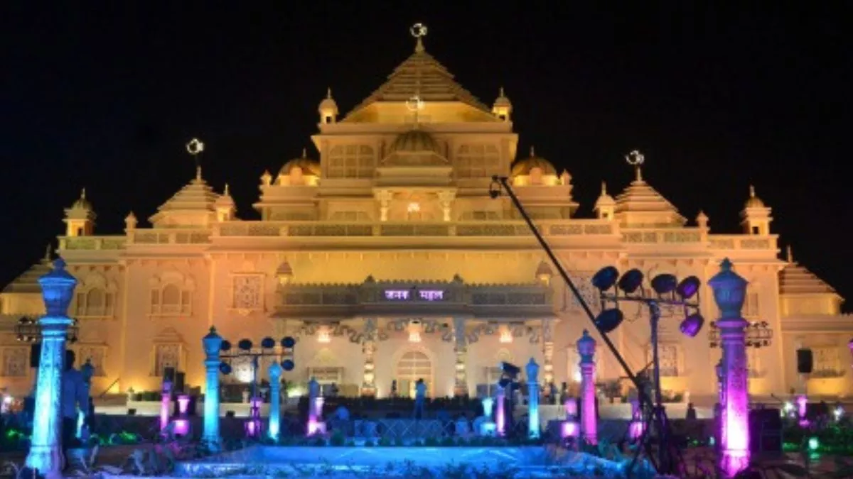 Janak Mahal at Janakpuri in Agra